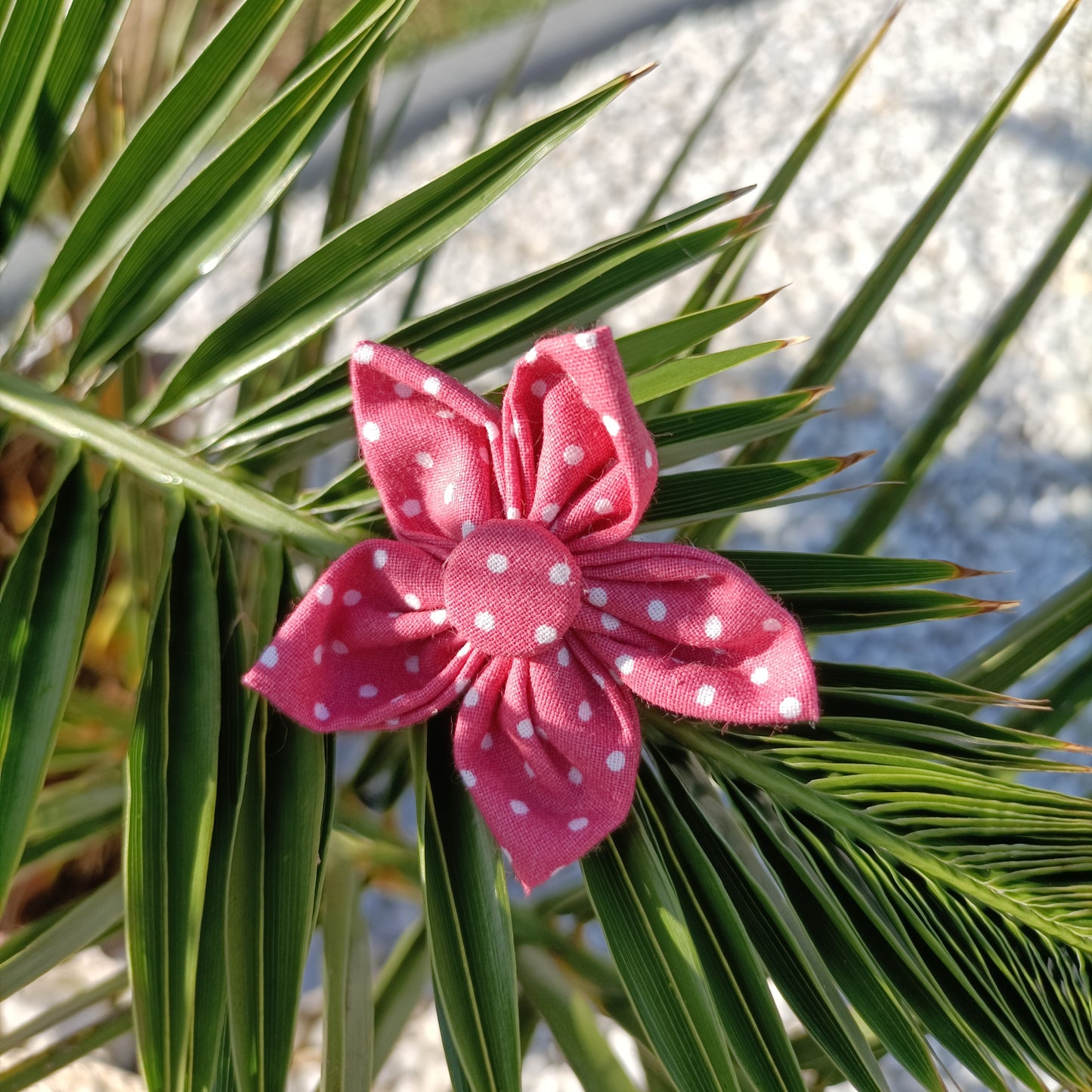 La barrette fleur "Bella"